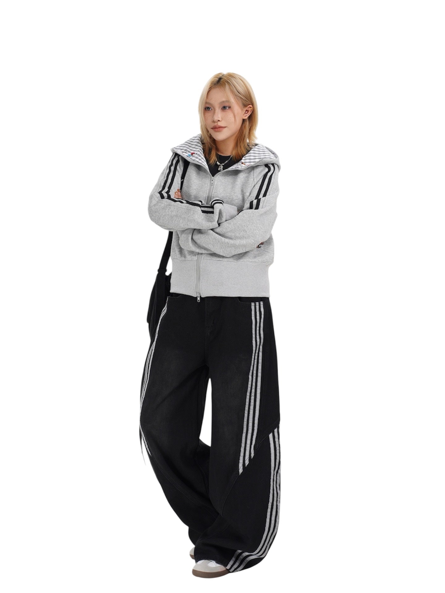1051 TRACK JEANS