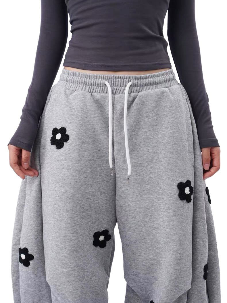 1097 FLORAL SWEATS