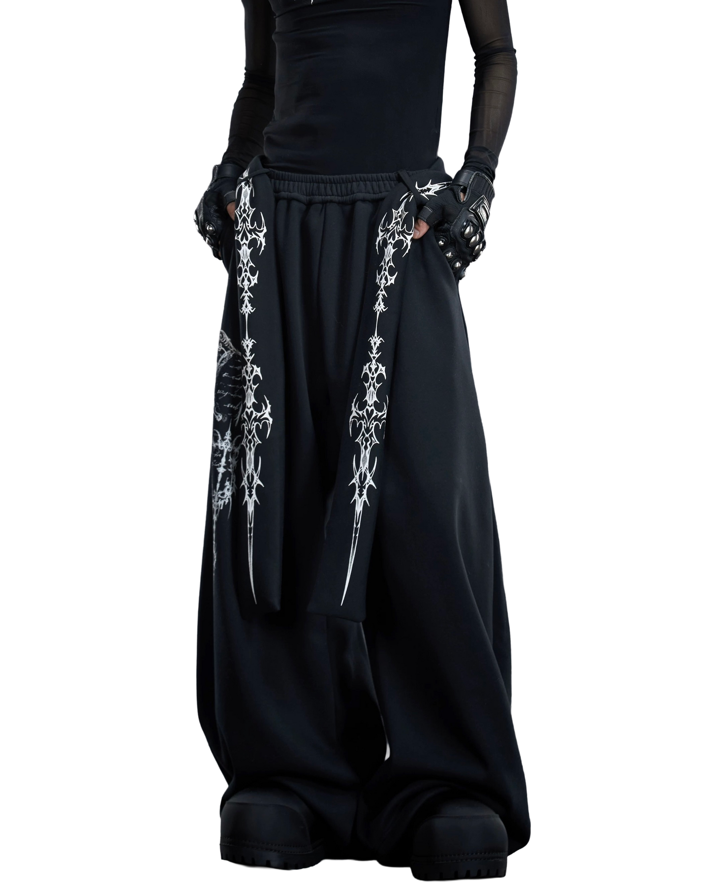 1142 THORN SWEATS