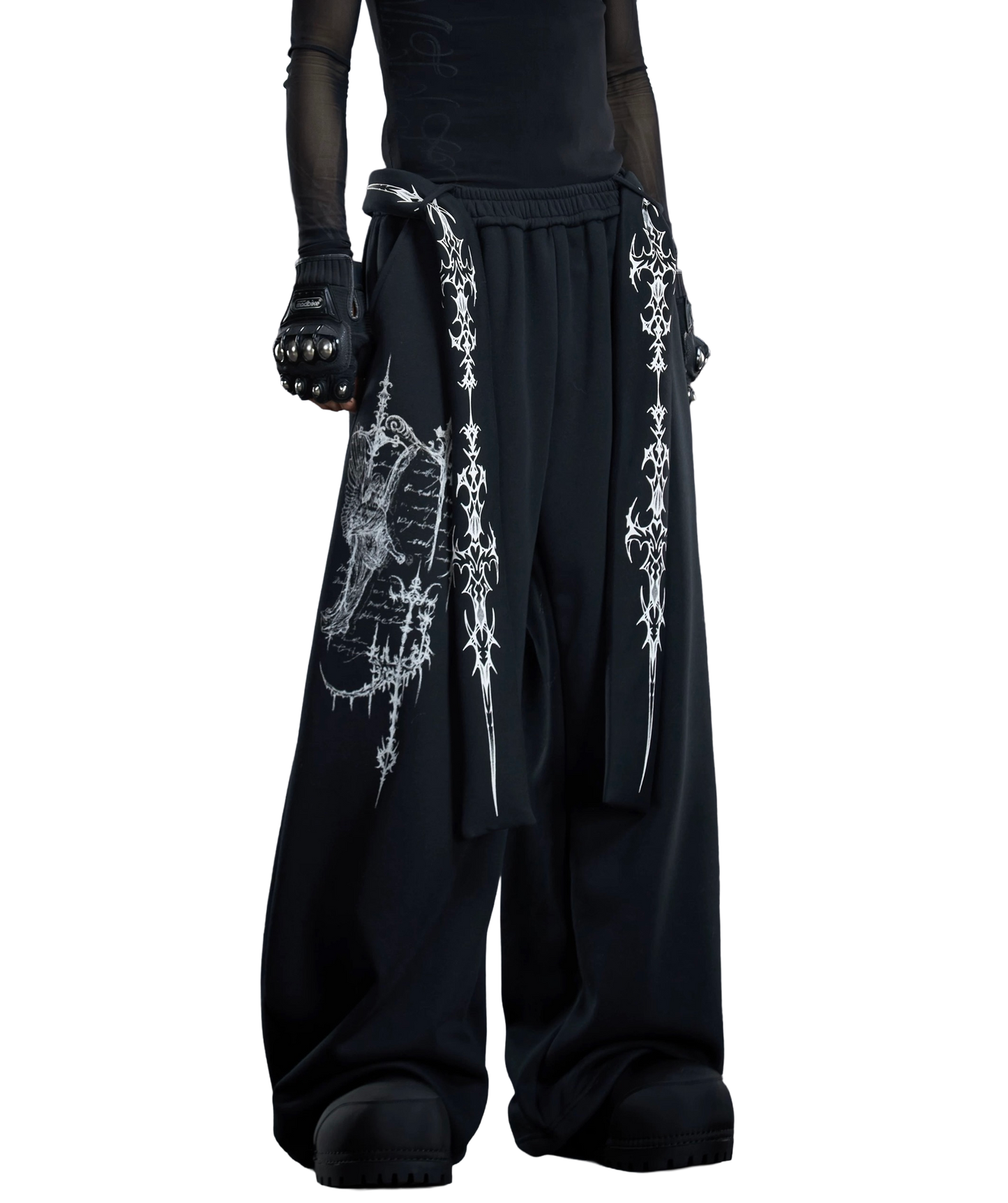 1142 THORN SWEATS